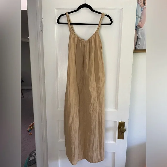 OLD NAVY Elegant Tan Sleeveless Muslin Maxi Sun Dress Women’s Sz Small - Picture 4 of 9